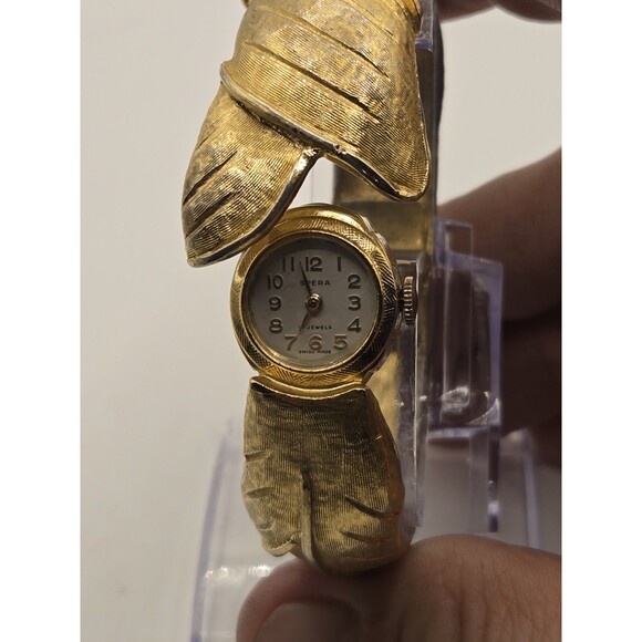 Vintage Swiss SPERA Mechanical Gold Tone "Hidden Watch Face" Bracelet. Running - Picture 7 of 12